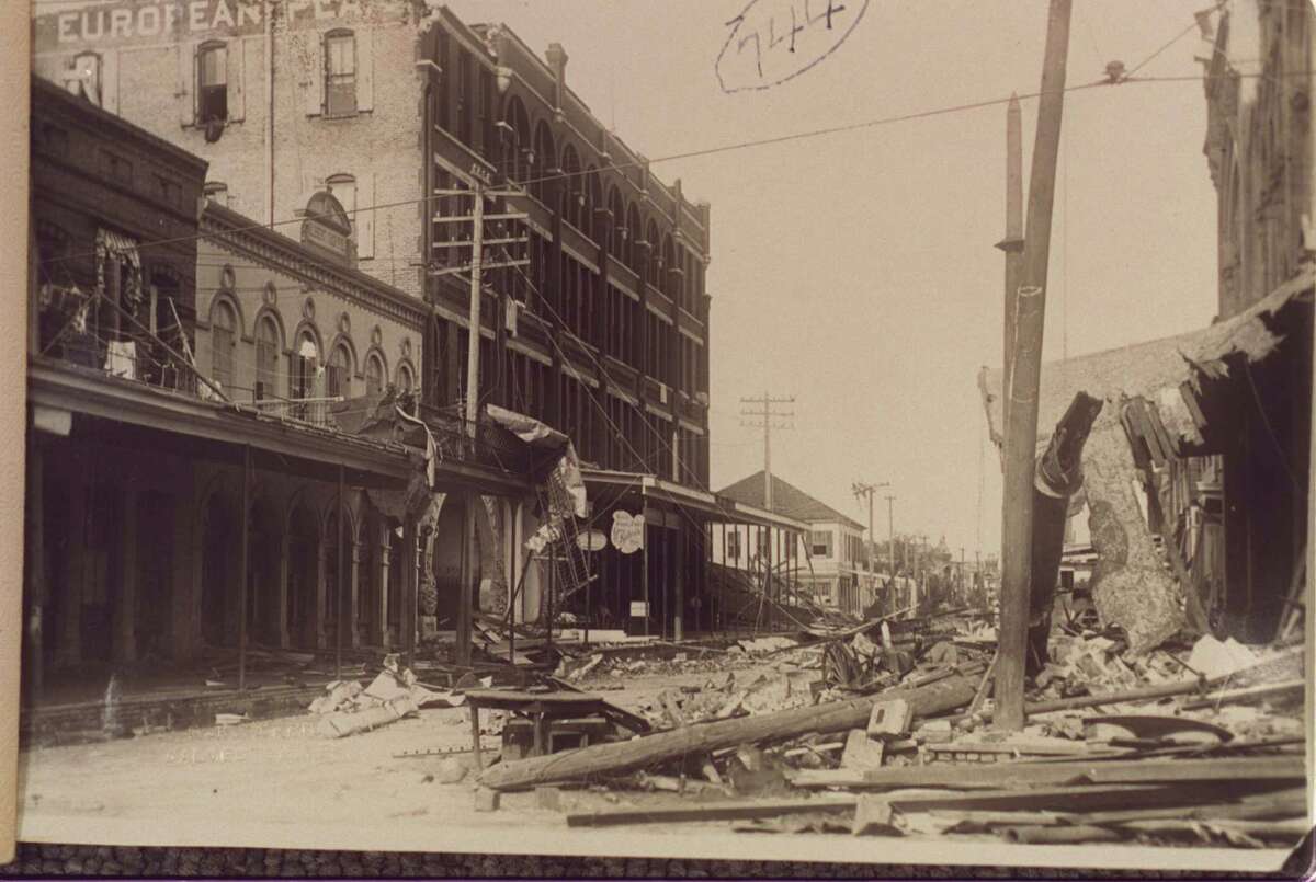 Looking back at the 1900 hurricane that wiped out Galveston and made it ...