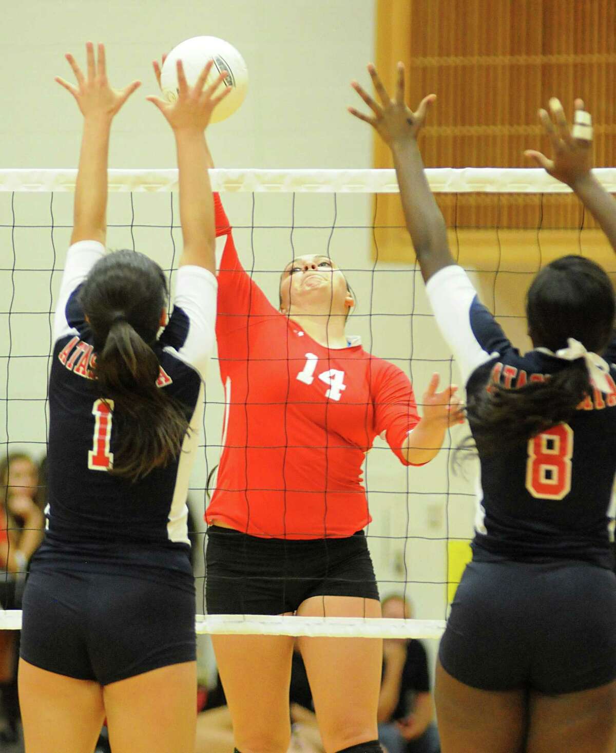 Reloaded Tomball volleyball eyes another title