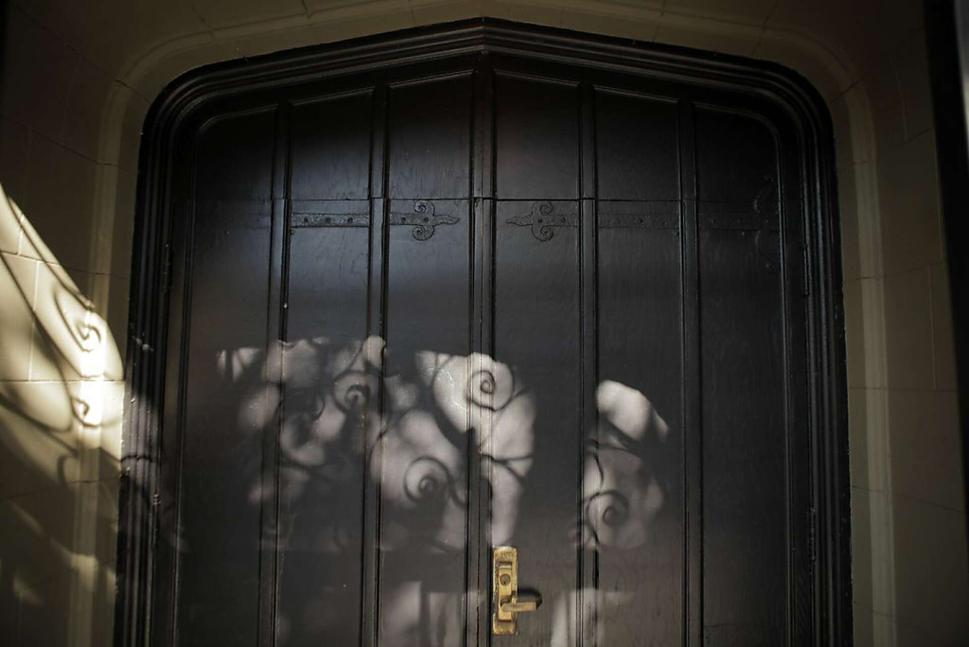 Former Mission District mortuary celebrates first anniversary as club
