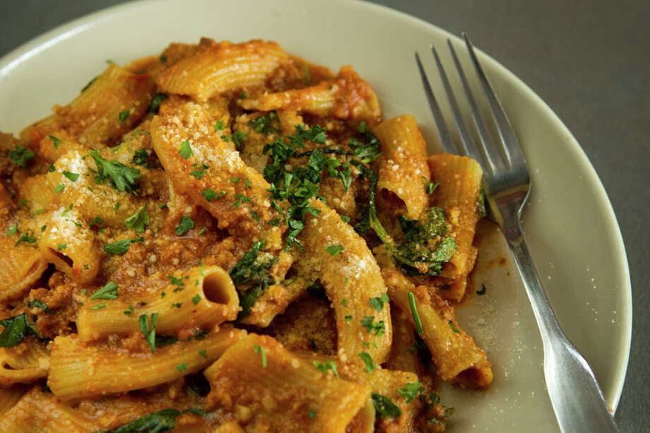 rigatoni bolognese at paulies.