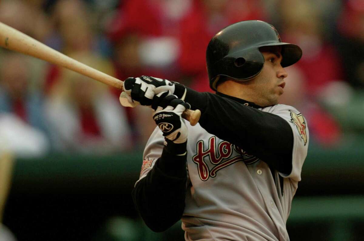 After tying a major-league record with eight homers for the Astros in the 2004 playoffs, Beltran bolted for New York. 