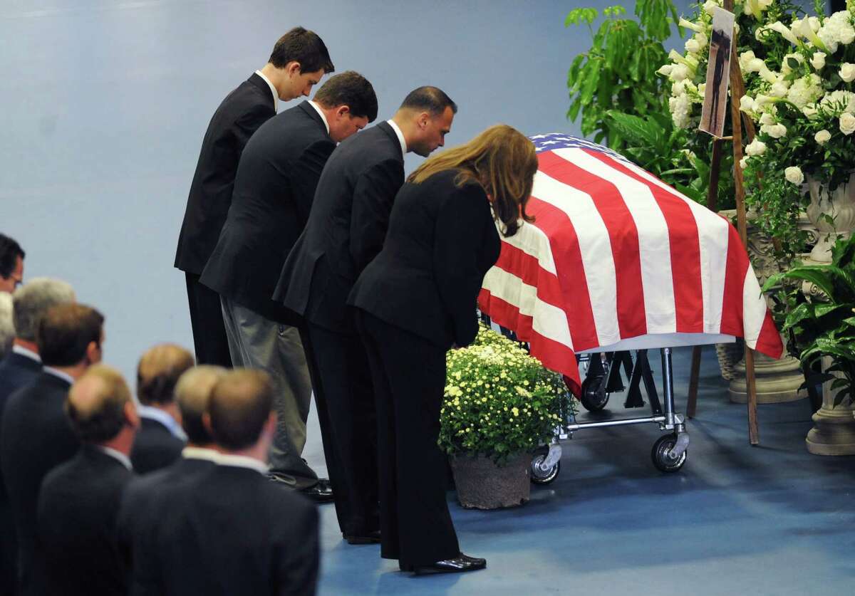 Mourners gather to honor slain New Fairfield airman