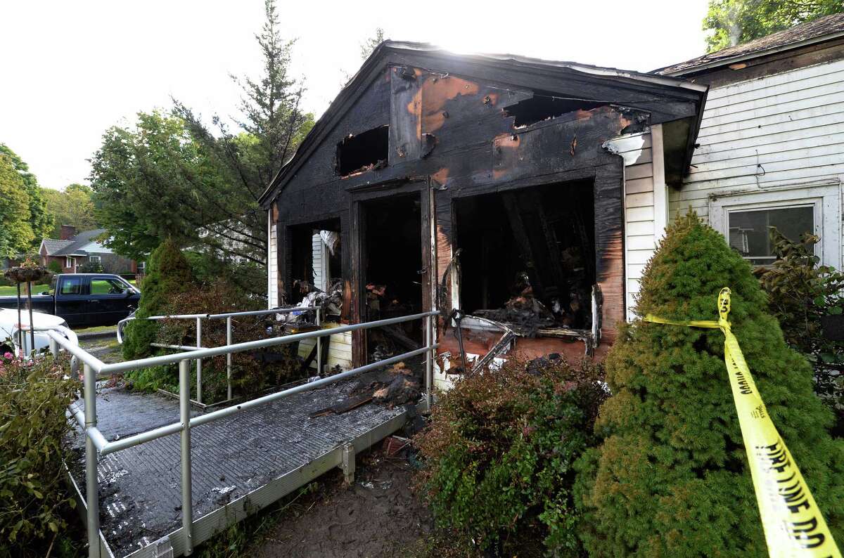 Man dies in Poestenkill house fire