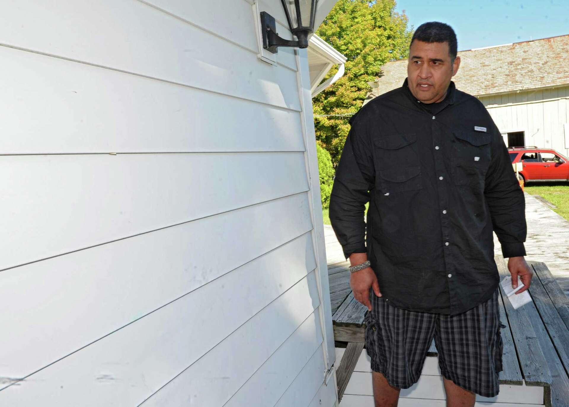 Holloway saga just keeps getting weirder