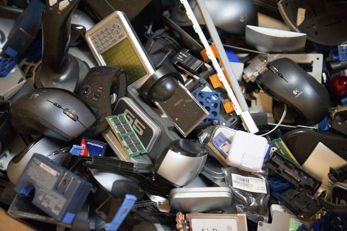 Green pushing bill to boost domestic ewaste recycling