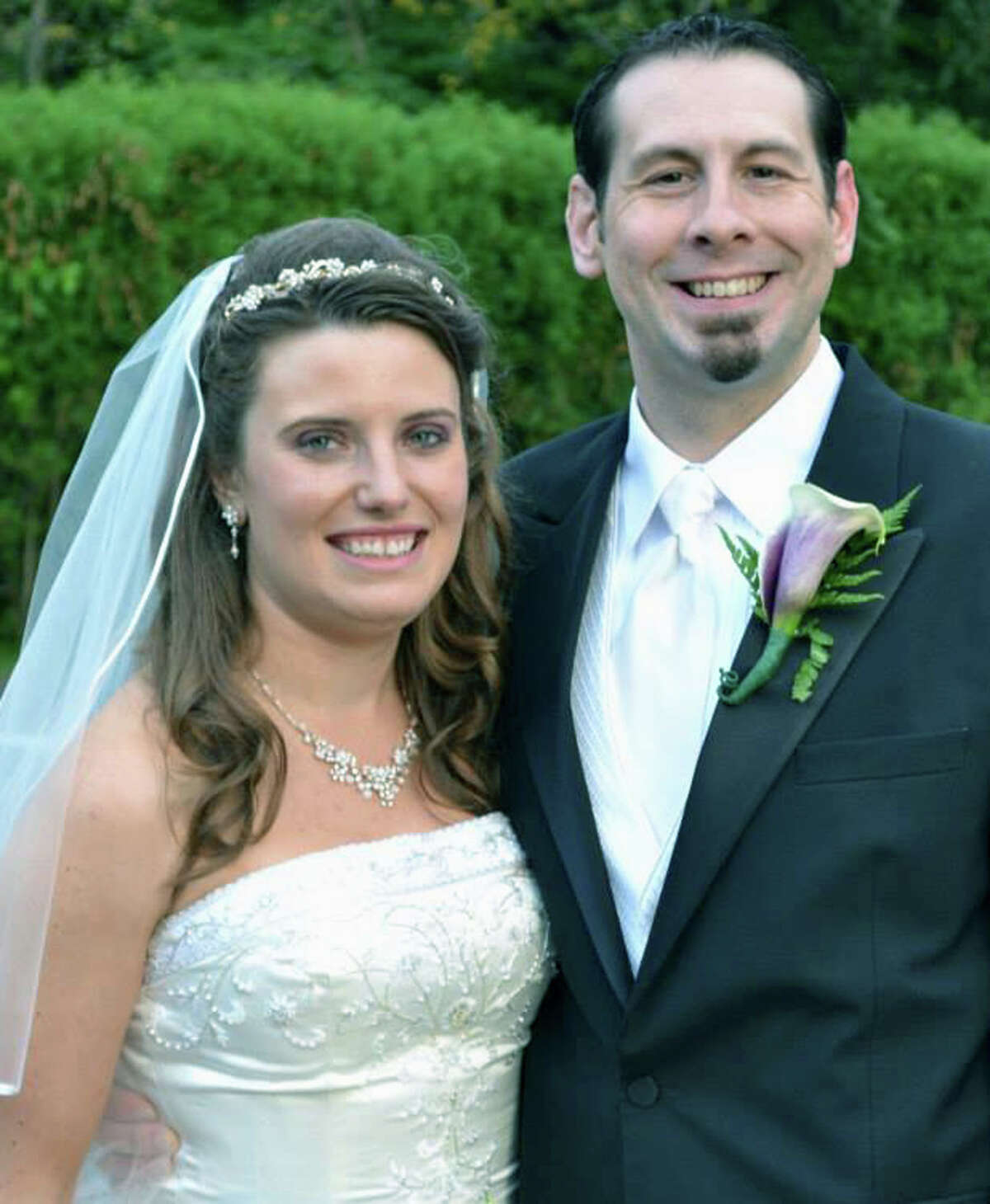 Married: Trevelyn Potter, Frank Carvino