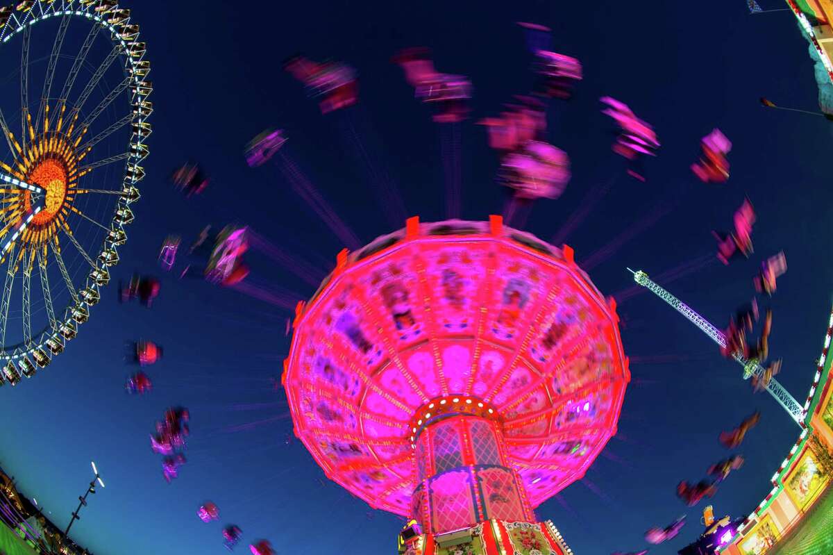 oktoberfest-kicks-off-in-germany