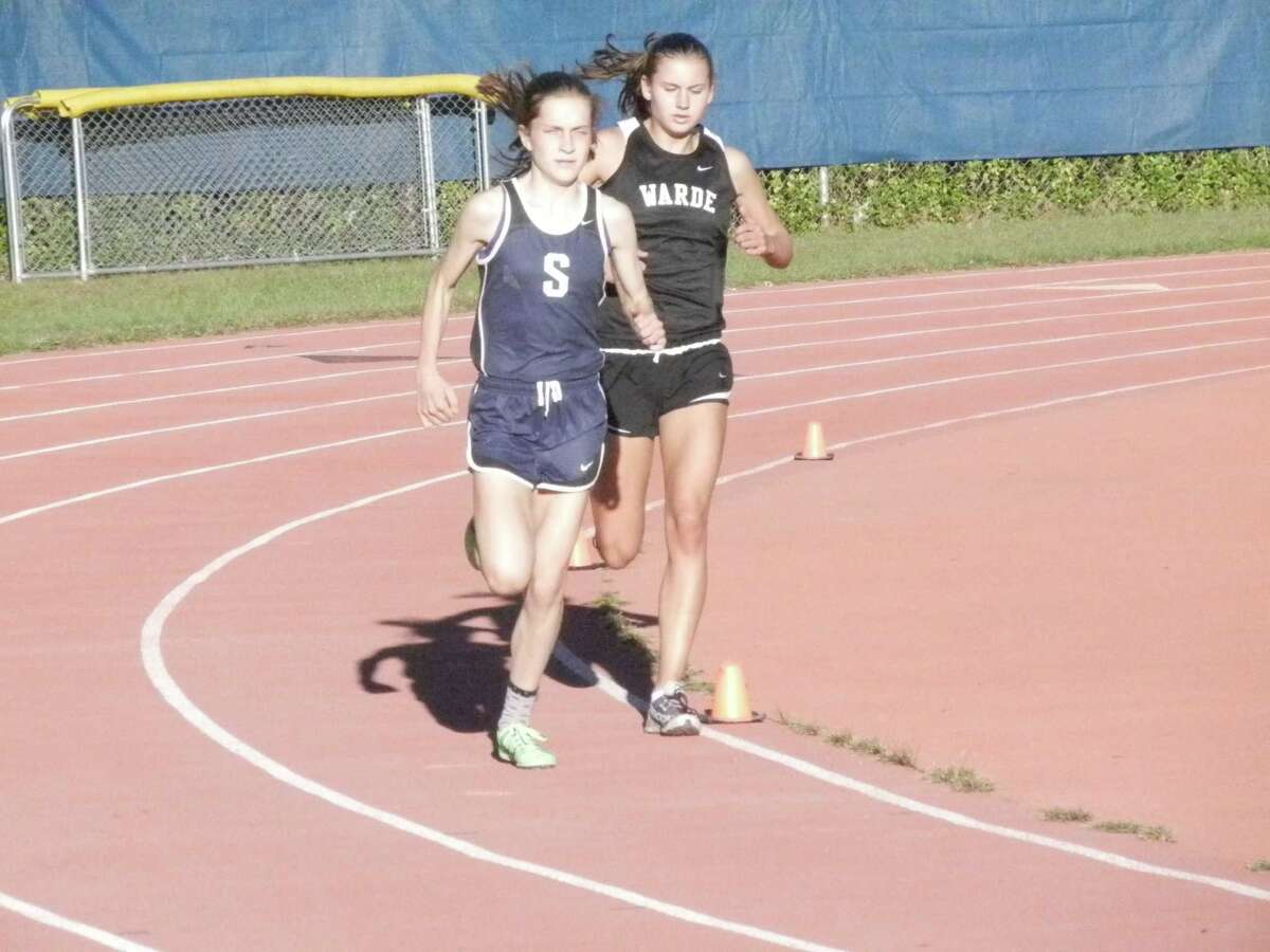 Staples boys and girls sweep cross country meet
