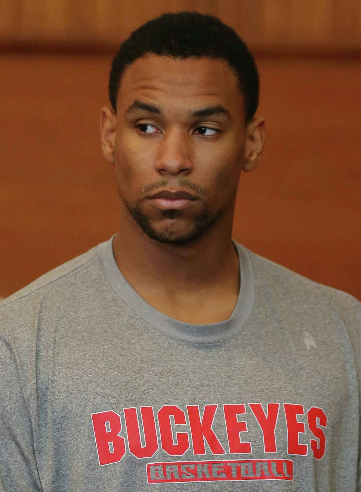 Celtics forward Jared Sullinger is accused of assaulting his girlfriend, who wants to drop the case.