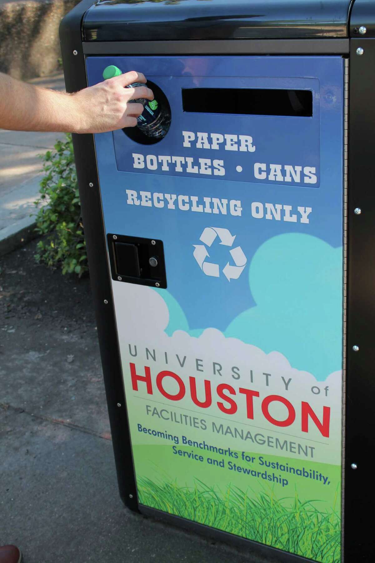 UH's 80 7,000 solarpowered trash cans paying for themselves