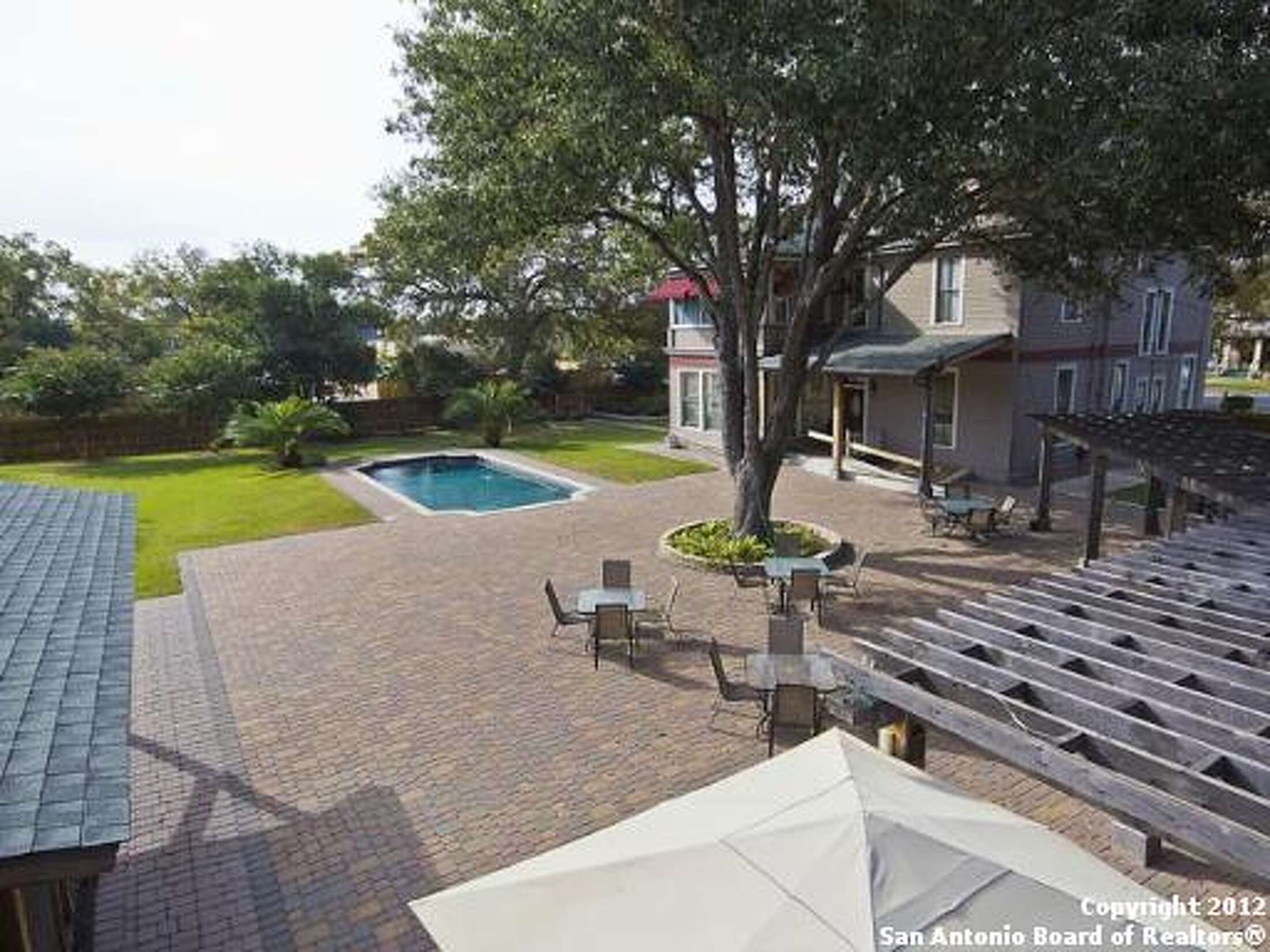 Haunted Texas landmark Weinert House for sale in Seguin