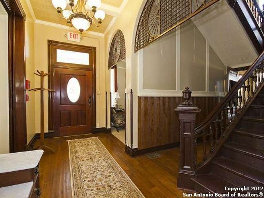 Haunted Texas landmark Weinert House for sale in Seguin Houston Chronicle