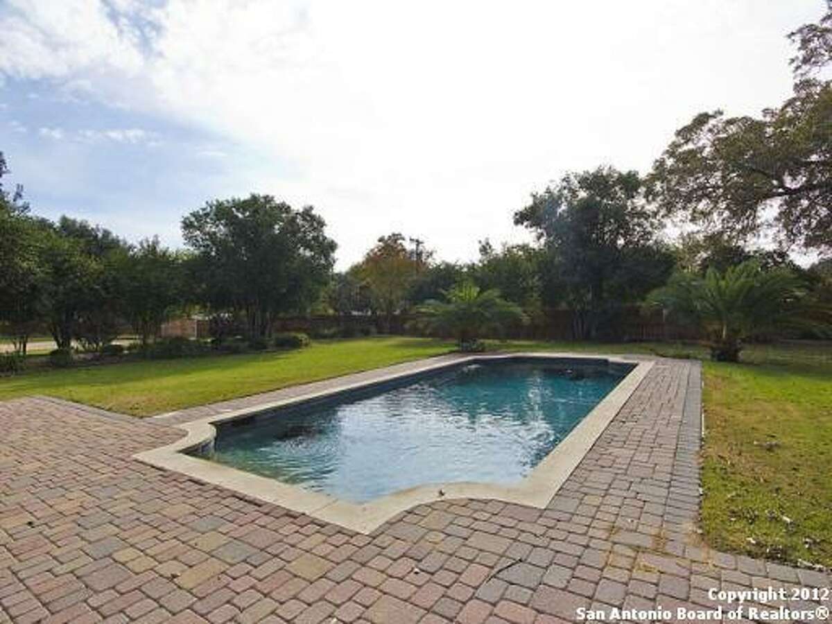 Haunted Texas landmark Weinert House for sale in Seguin