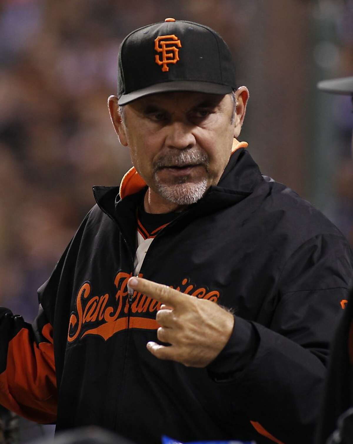 Bruce Bochy saddened by fans death