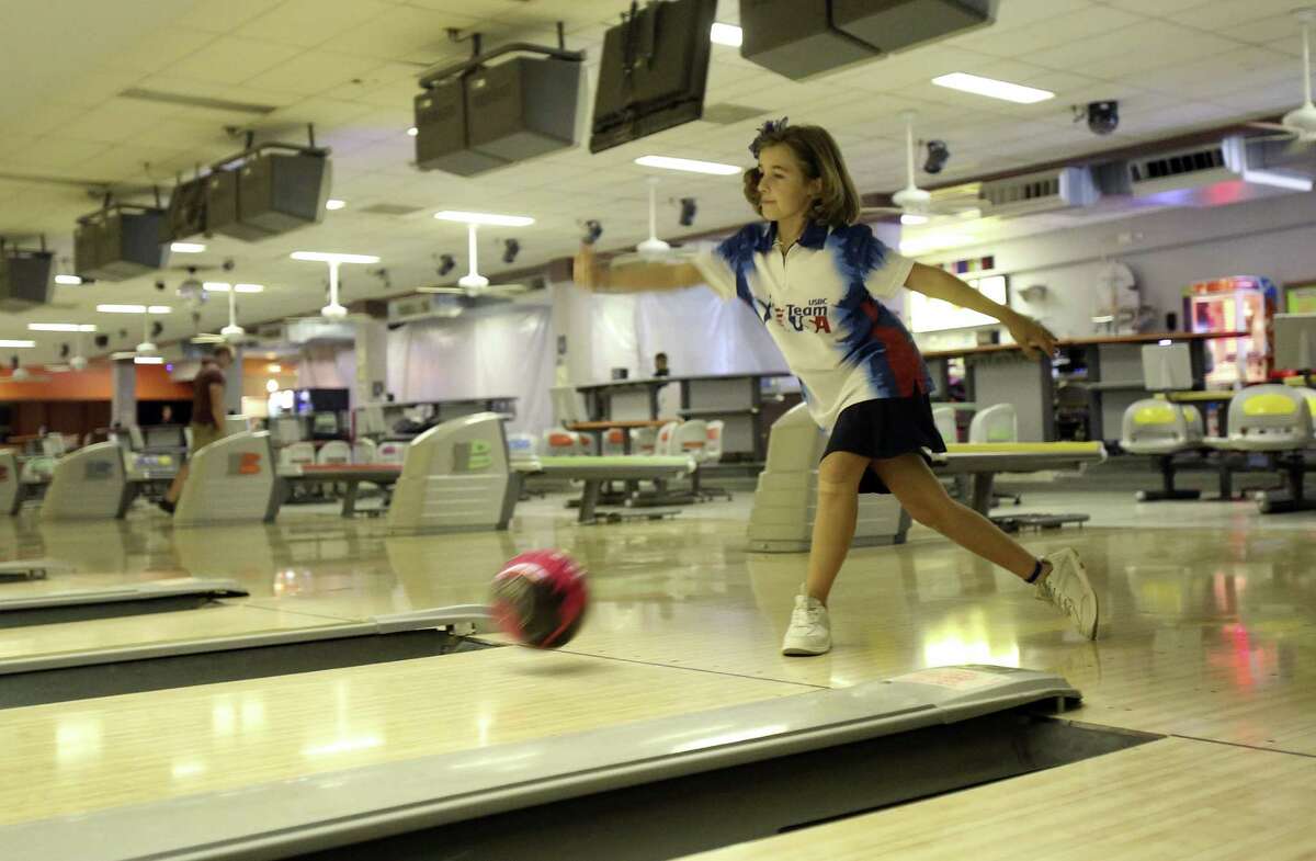 Girl on nationwide quest to bowl for scholarships