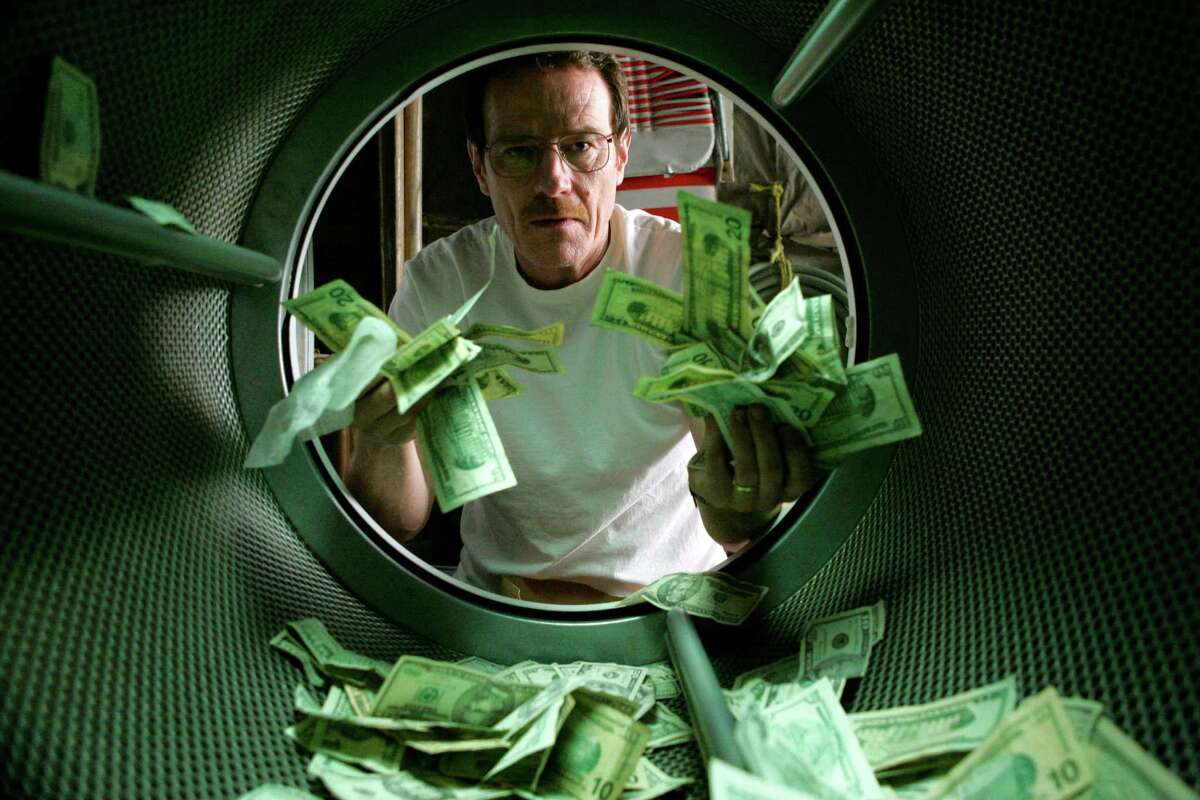 AP PHOTOS Breaking Bad Kept Its Audience Hooked walter-white-net-worth-beyond-breaking-bad-s-legacy