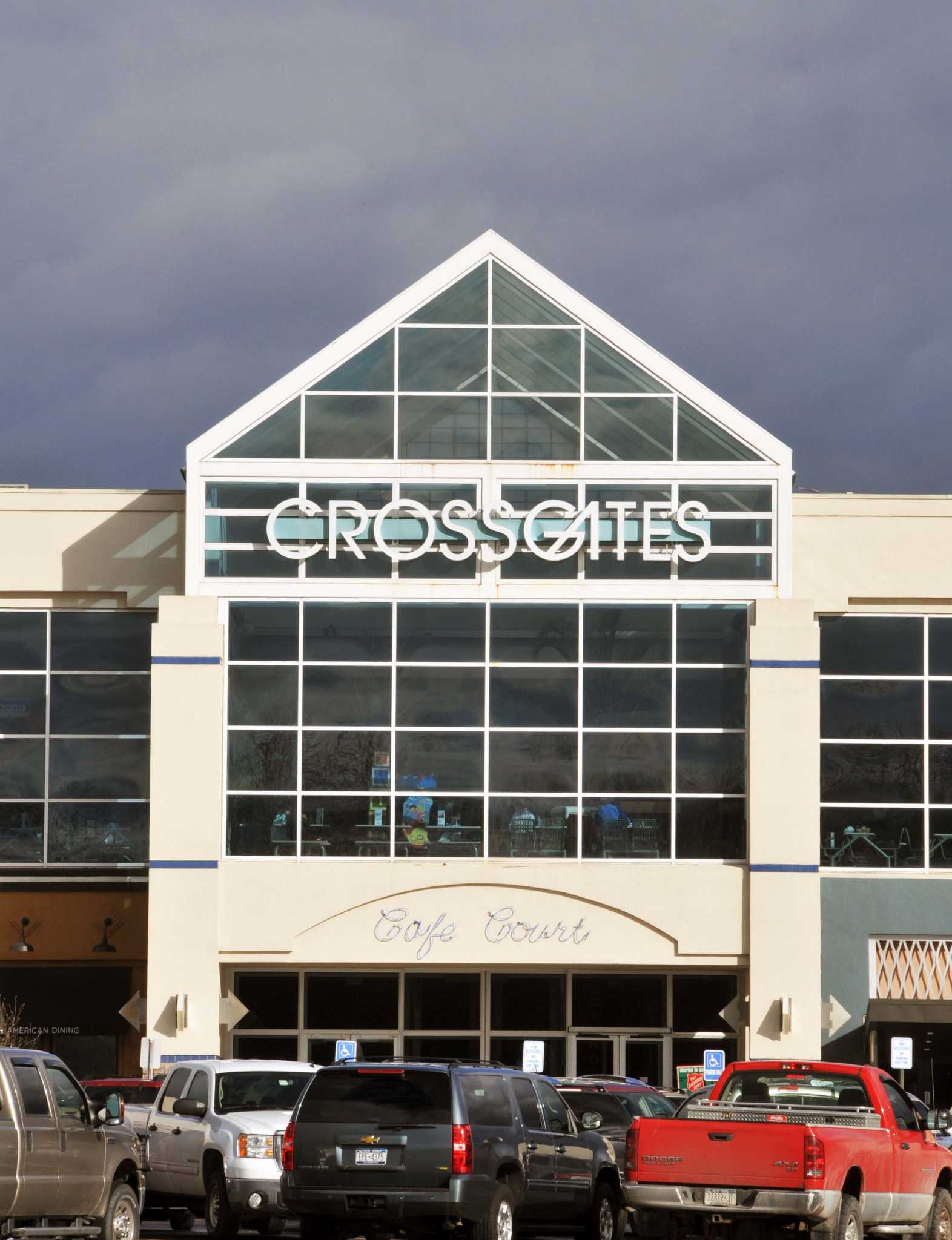 Mall S Storm Policy Debated