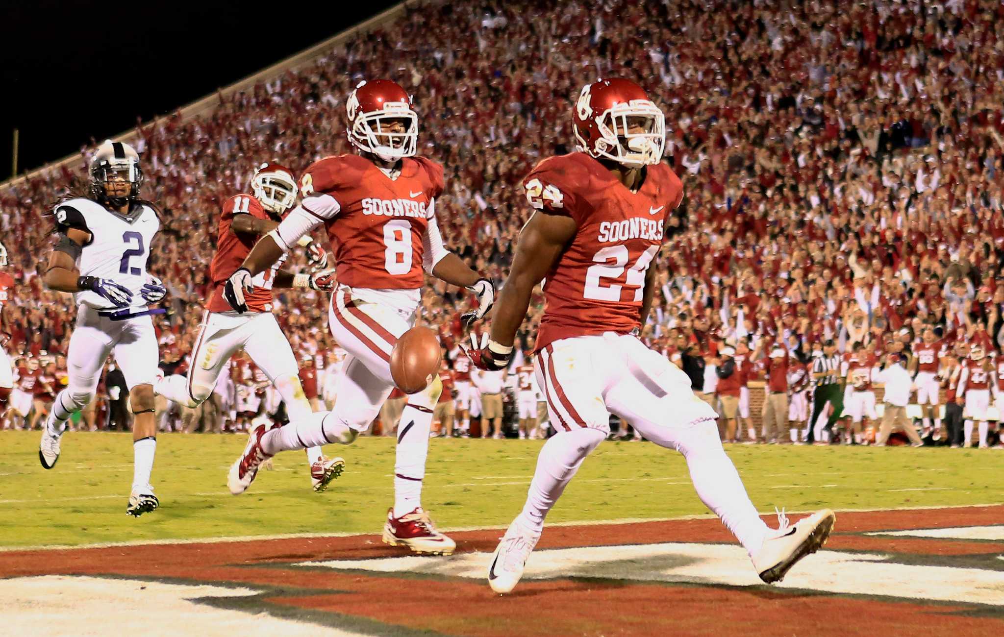 big-12-ou-scores-late-touchdown-to-hold-off-upset-minded-tcu