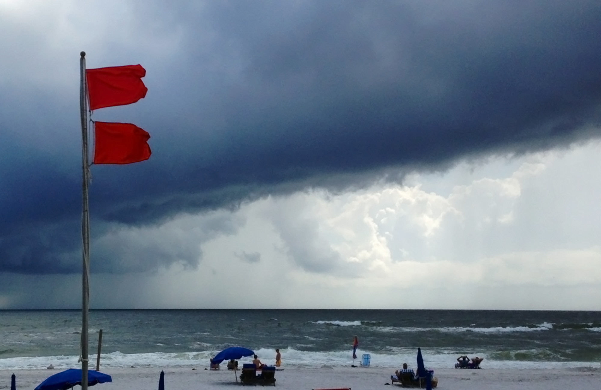 Texas beachgoers warned of rip currents this Memorial Day