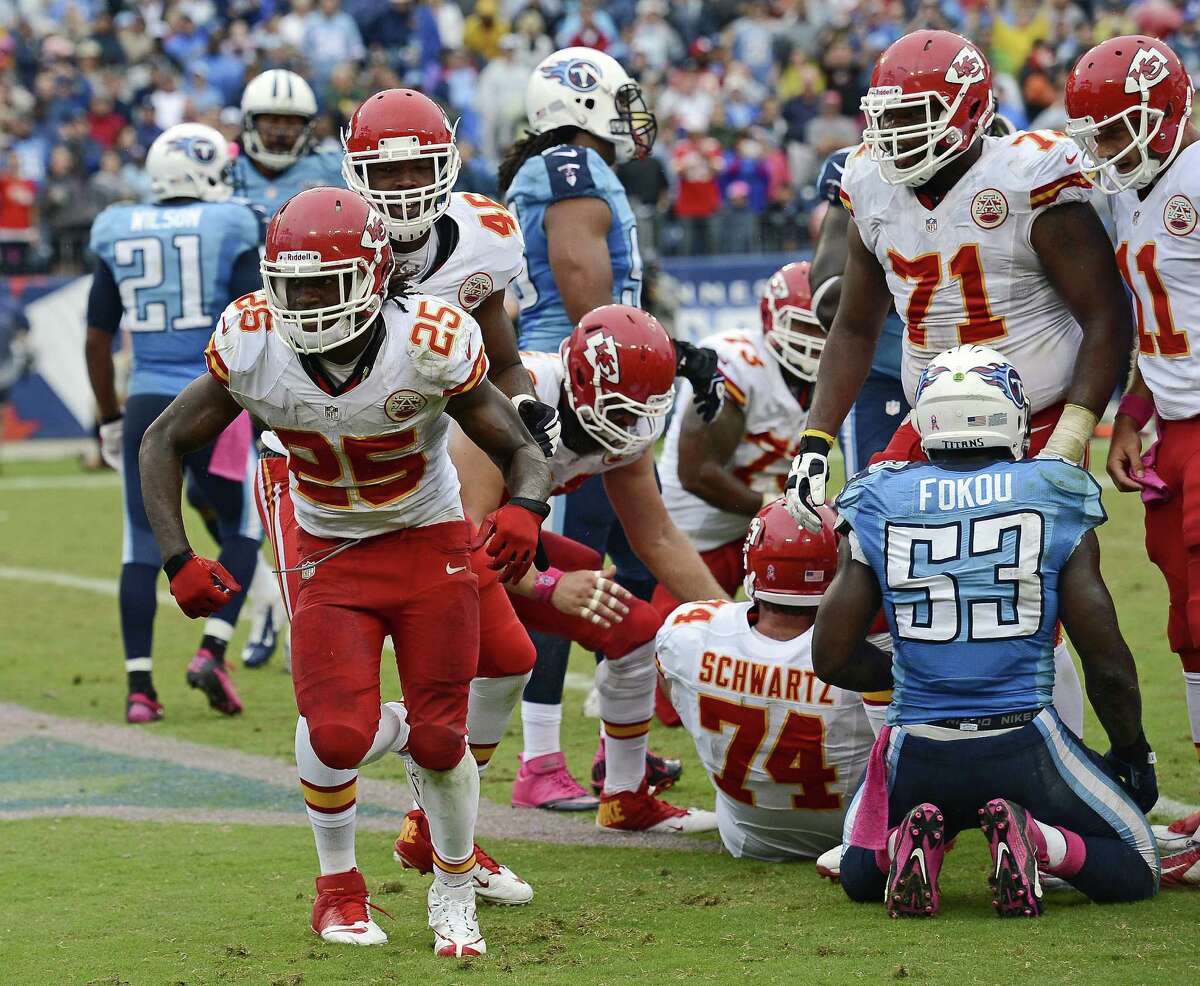 Jamaal Charles' 1-yard touchdown run in the fourth propelled the Chiefs to their first 5-0 start since 2003. Charles, a Texas-ex, rushed for 108 yards.