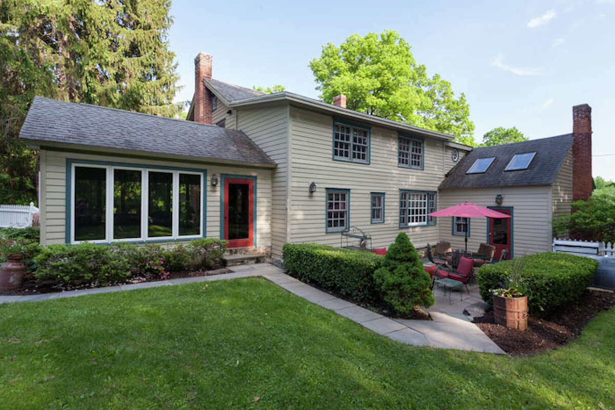 House of the Week Colonial in Chatham