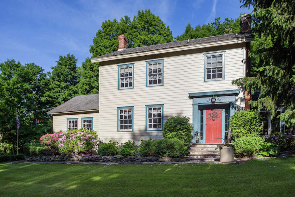 House of the Week Colonial in Chatham