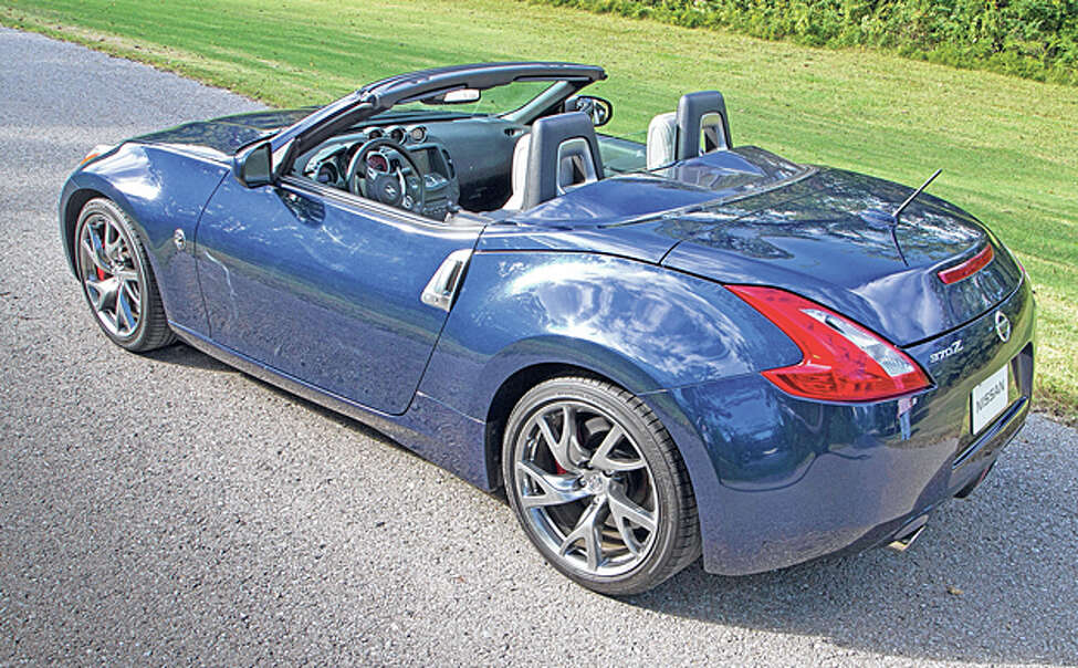 Spirited 2014 Nissan 370Z Roadster Touring