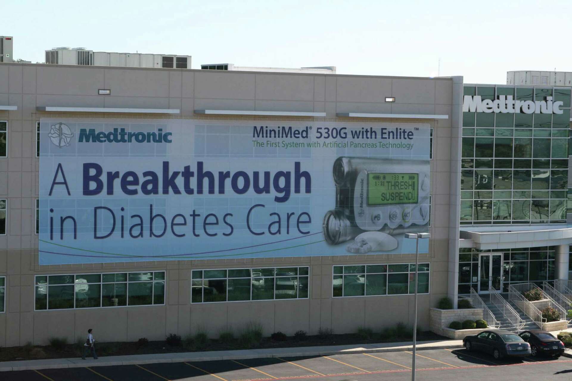 Medtronic fails to meet job hiring goal