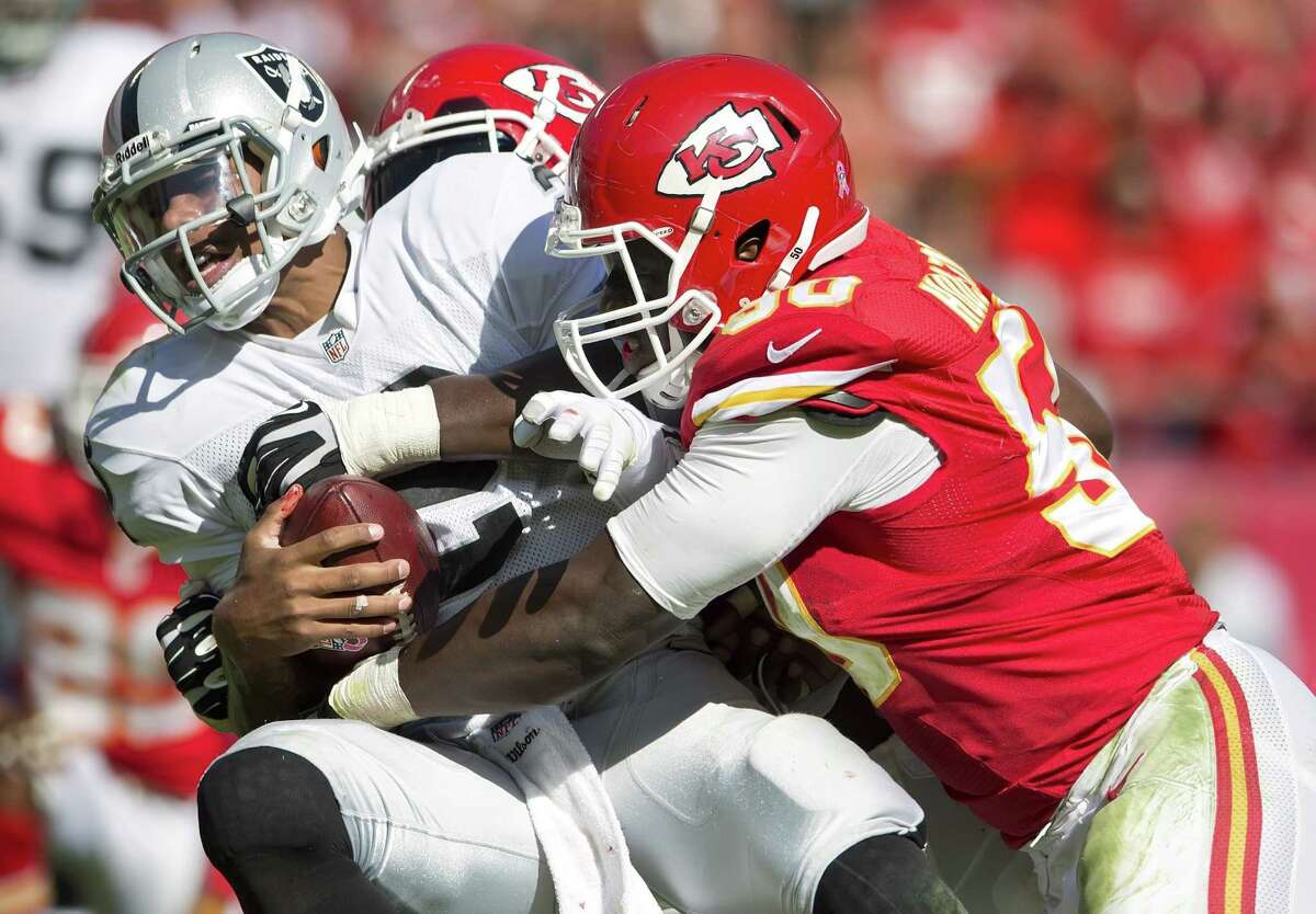 Chiefs lose Tamba Hali (ankle), Justin Houston (elbow) to injuries - Sports  Illustrated