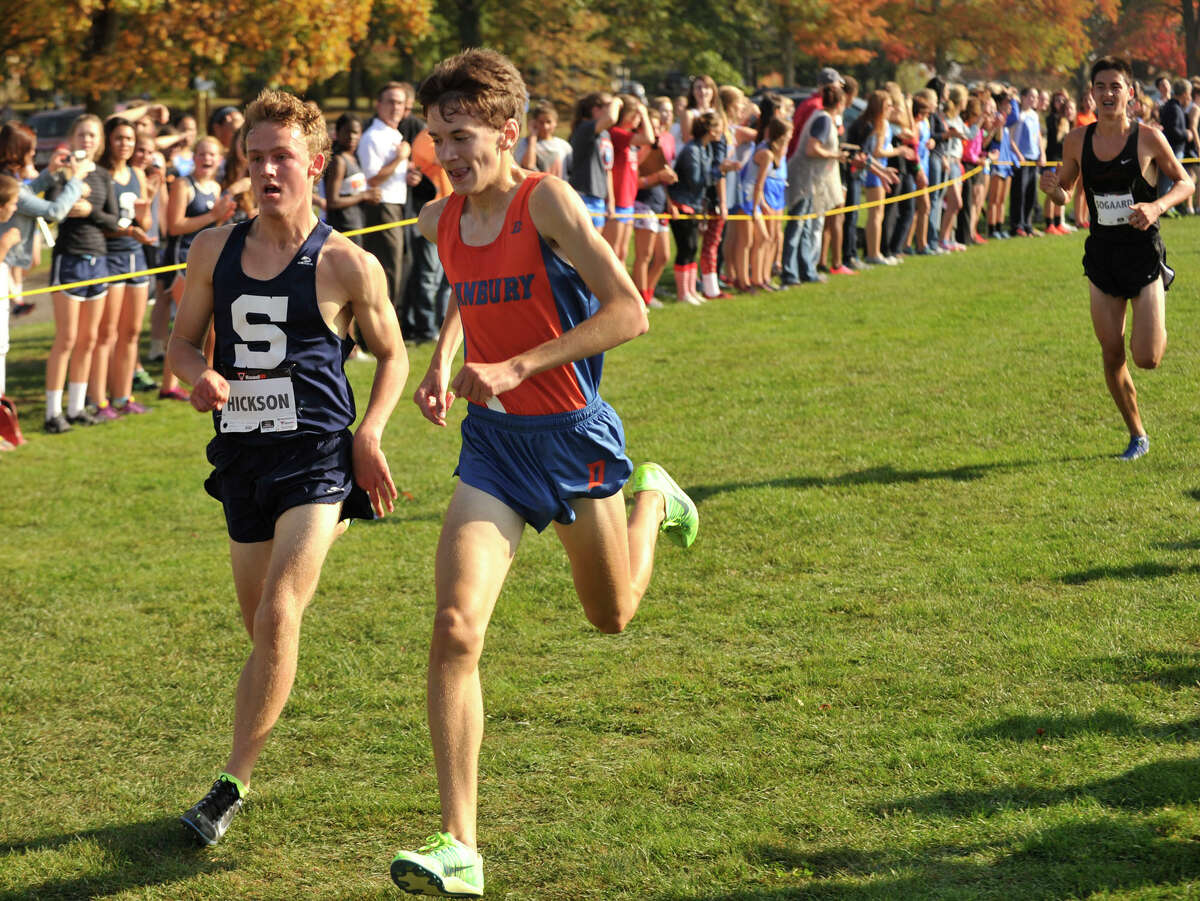 Staples boys third, girls second at FCIAC cross country championships