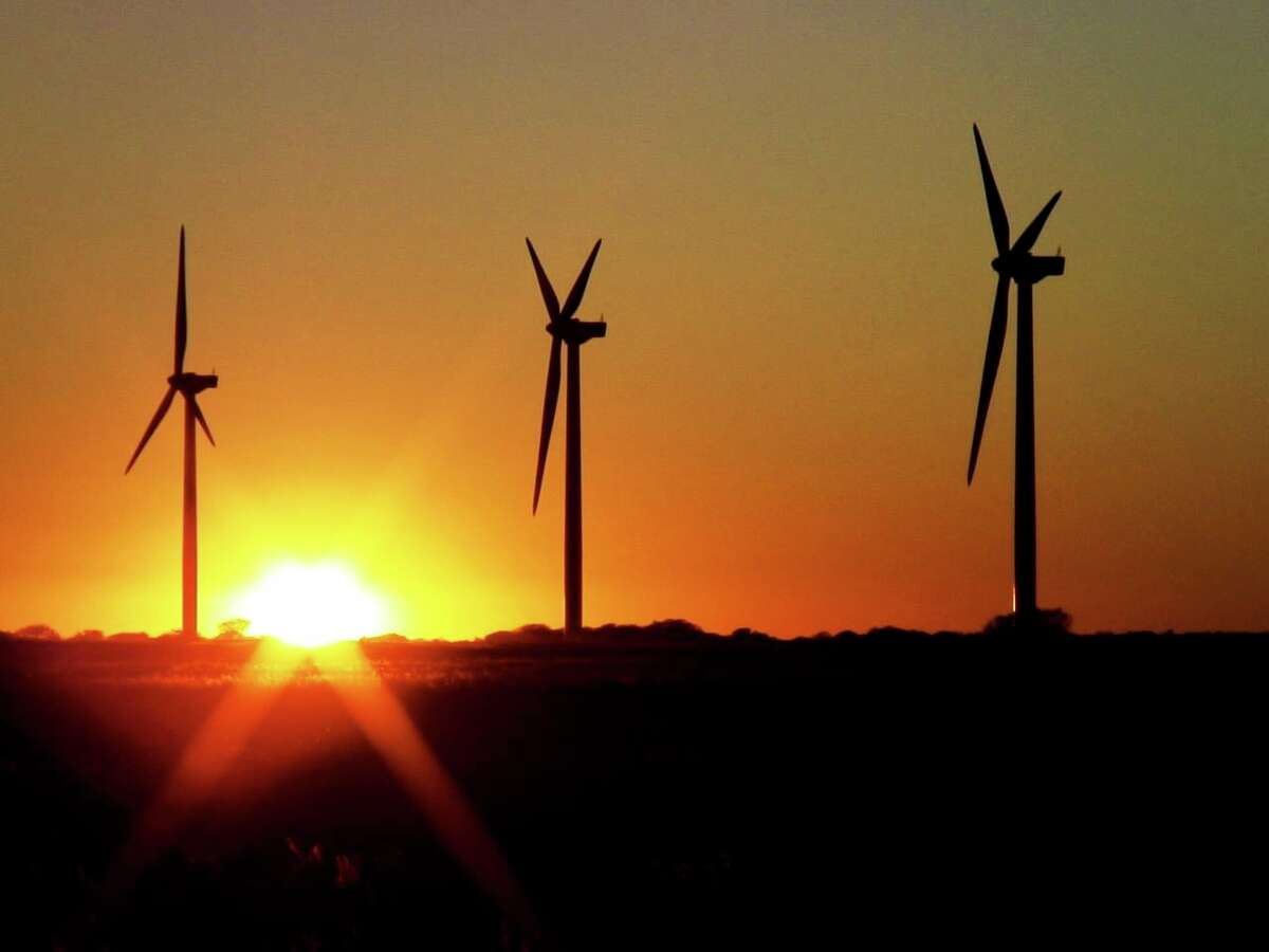 New lines to take wind power from West Texas to rest of state