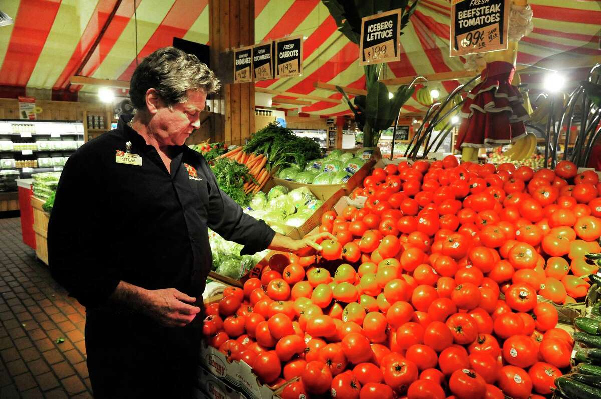 Grocery wars heat up in Danbury