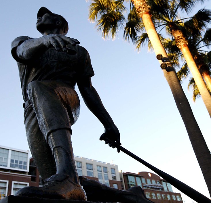 A statue of Hall of Famer Gaylord Perry is photographed in front of News  Photo - Getty Images