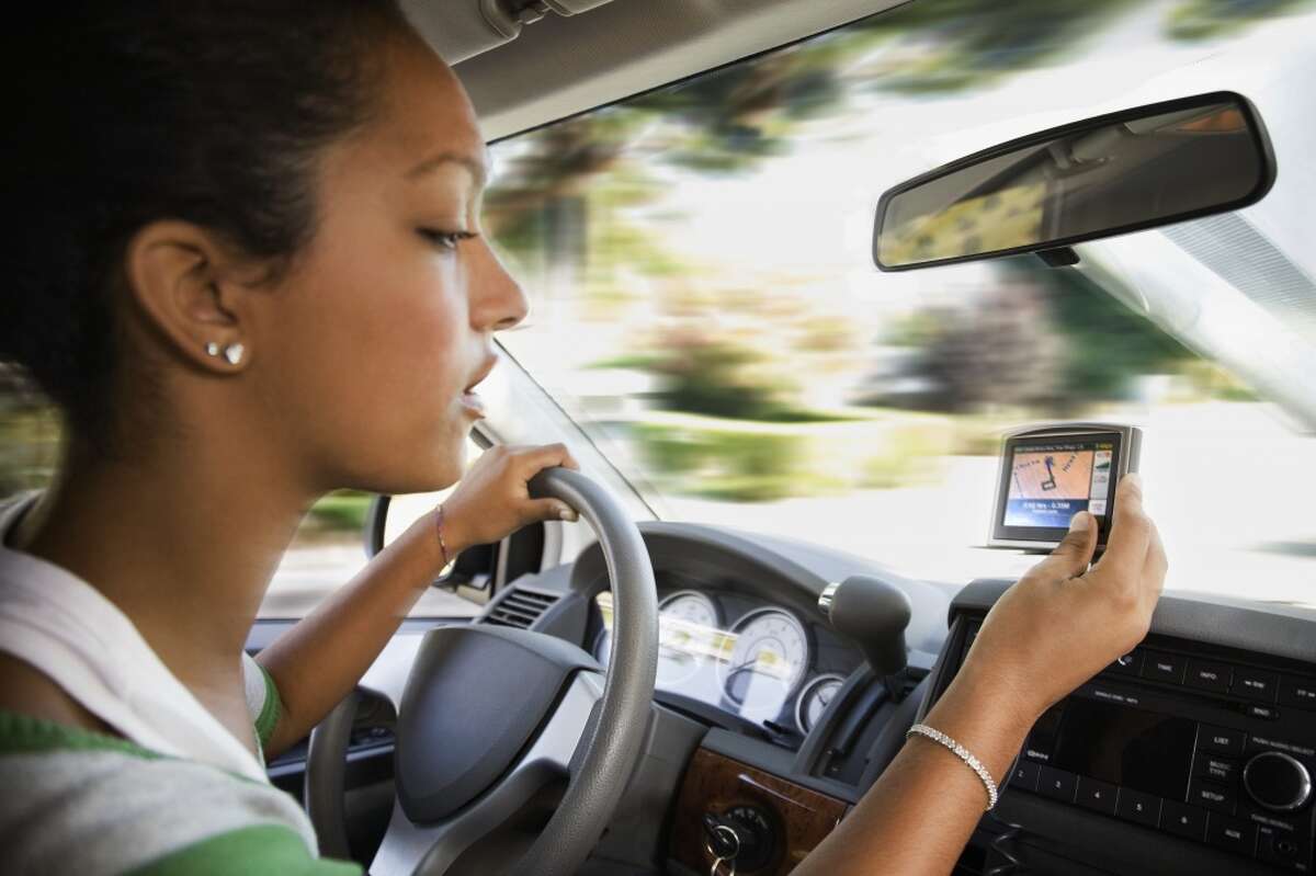 Study Washington ranks 4th in nation for states with most distracted