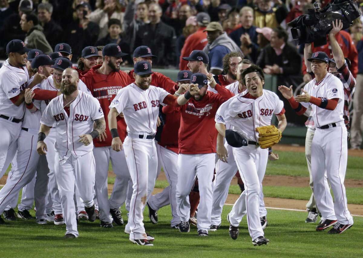 Red Sox sign closer Koji Uehara for 2 years