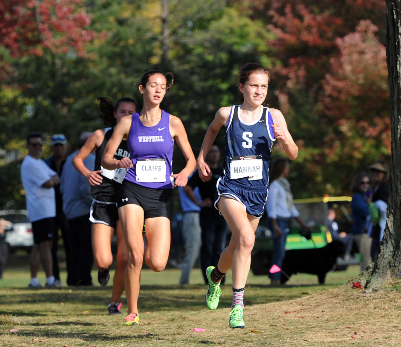 Staples boys third, girls second at FCIAC cross country championships