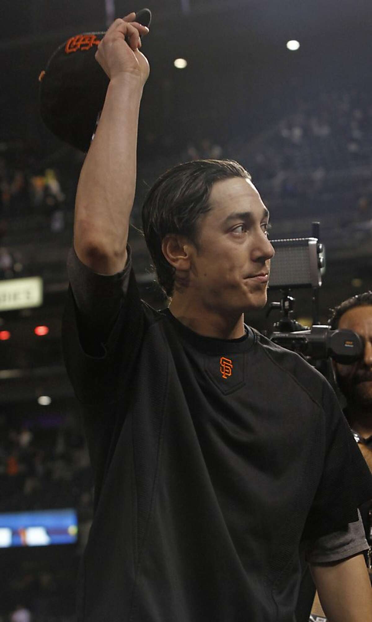 San Francisco Giants re-sign Tim Lincecum for 2-years, $35 millioni – The  Mercury