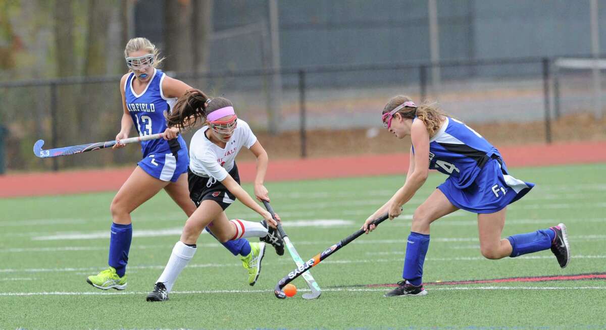 Cole, Mautner lead GHS field hockey team past Ludlowe