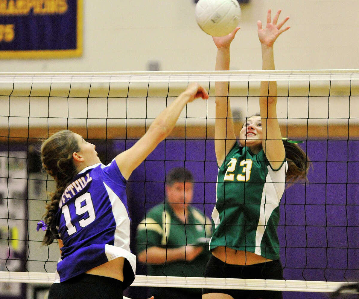Westhill volleyball sweeps Trinity Catholic