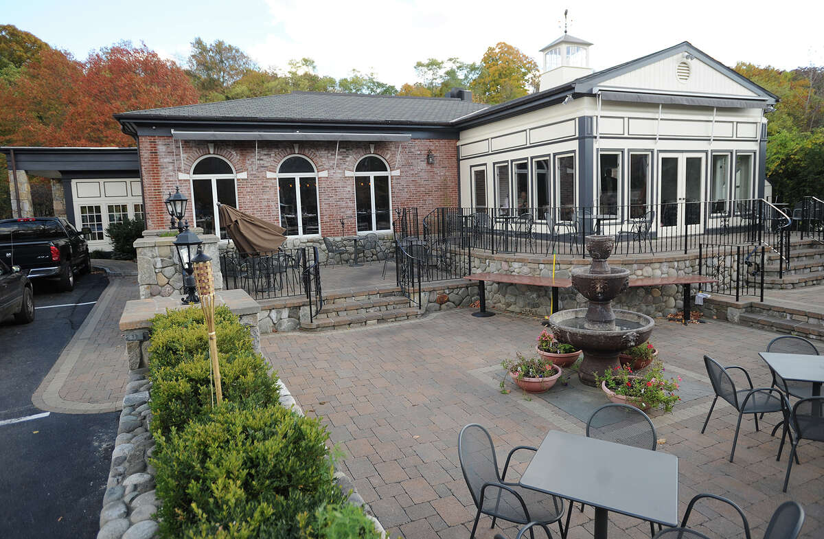 The new Oak + Almond restaurant at 544 Main Street in Norwalk, Conn. on Thursday, October 24, 2013.