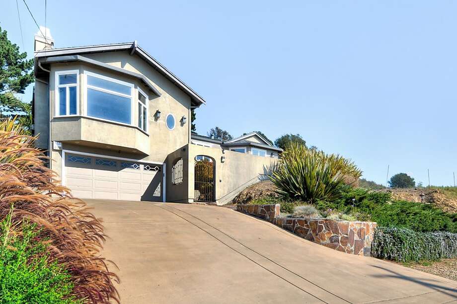 Oakland hills home with bay views, nearby hiking SFGate