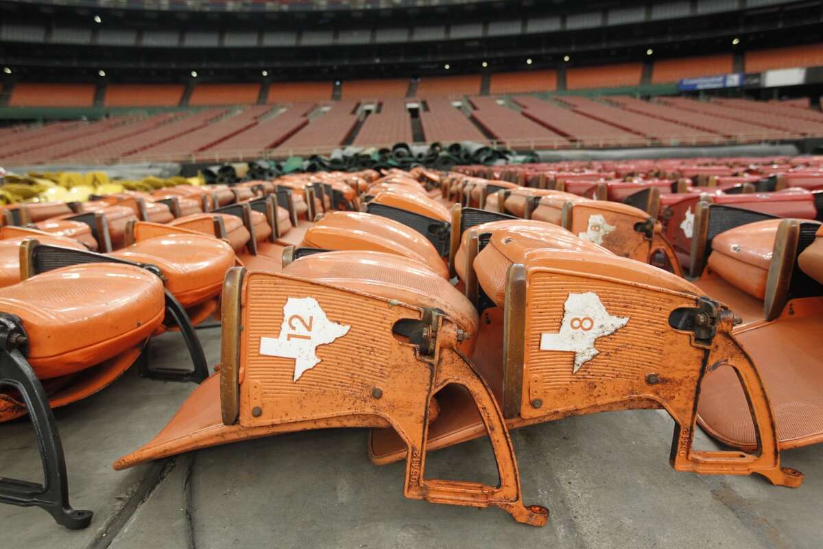 Rare pieces of Astrodome history being prepped for weekend 'yard sale'