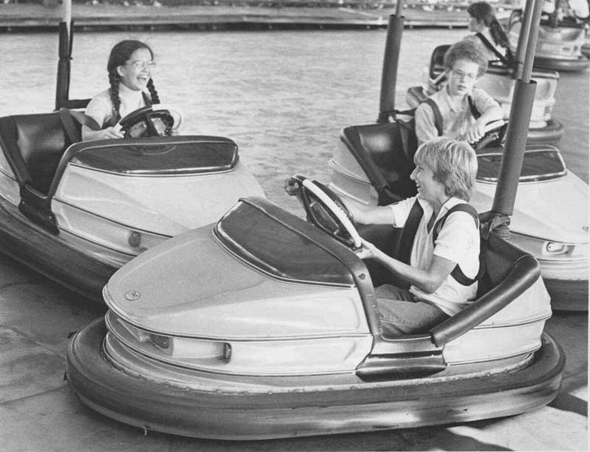 Vintage photos of Houston's AstroWorld amusement park to enjoy on its