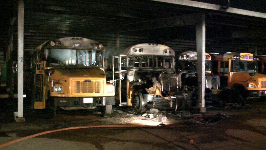 Late Night Fire Damages Conroe School Buses Houston Chronicle