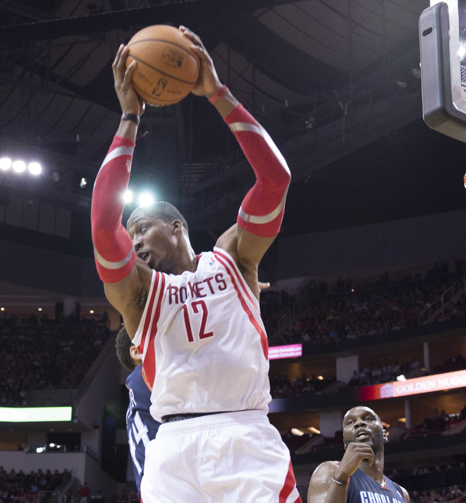 Howard has Rockets debut to remember