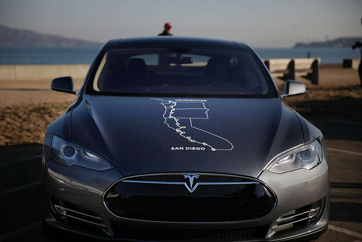 Tesla showcases West Coast charging network