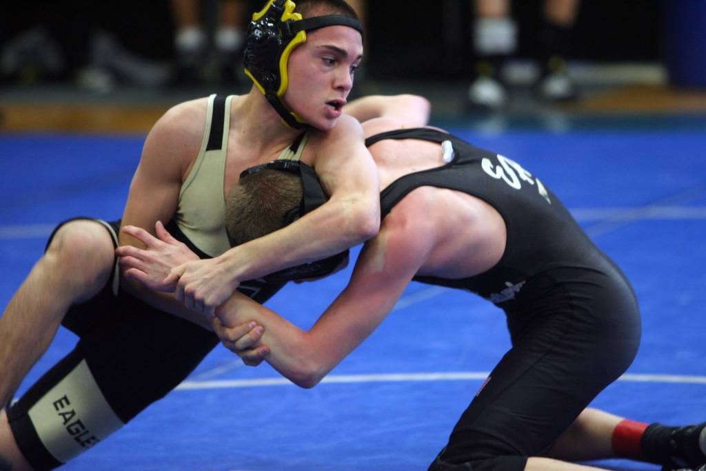 Friday's wrestling notebook: Young Trumbull learning on the job