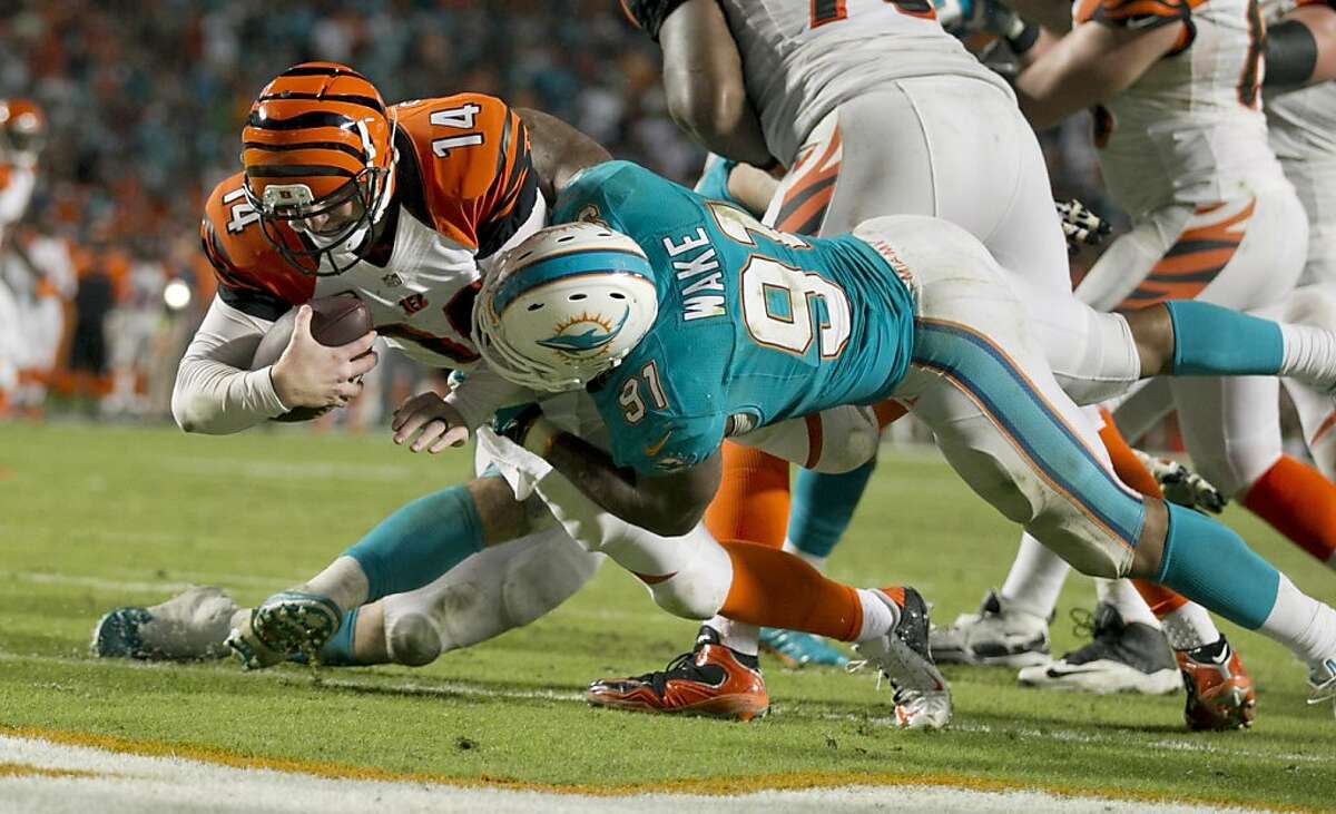 NFL on ESPN - WALK-OFF Safety in OVERTIME!! The Miami Dolphins defeat the  Cincinnati Bengals 22-20 as Cameron Wake sacks Andy Dalton in the end zone  in OT to win it.