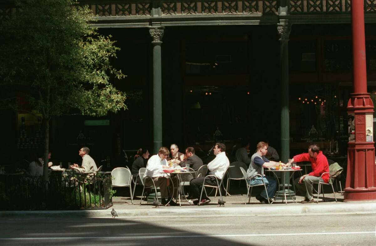 Federal judge rules Mission Burritos must post disclaimer in fight over