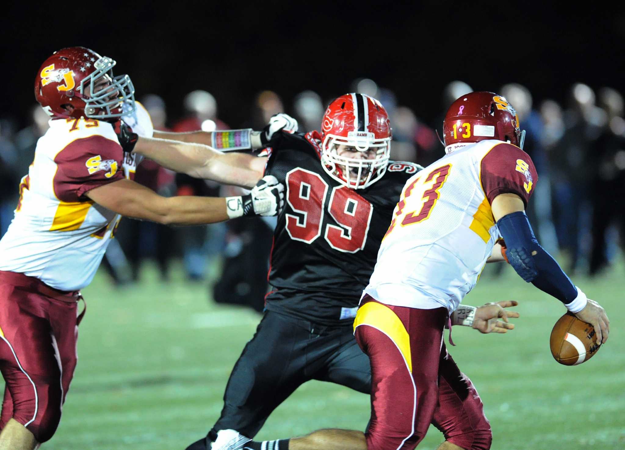 Our favorite HS football photos from Week 8